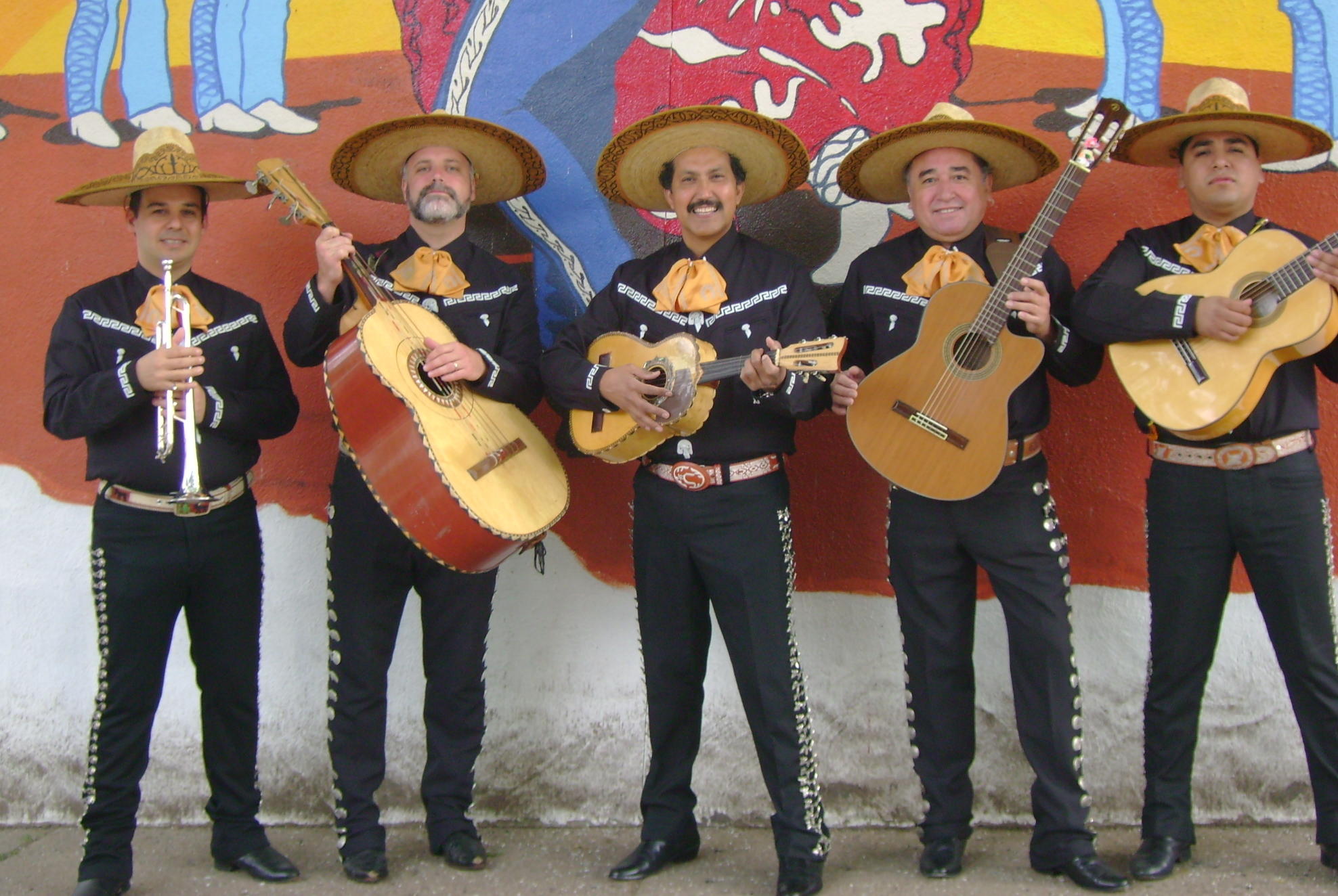 mariachi2.jpg